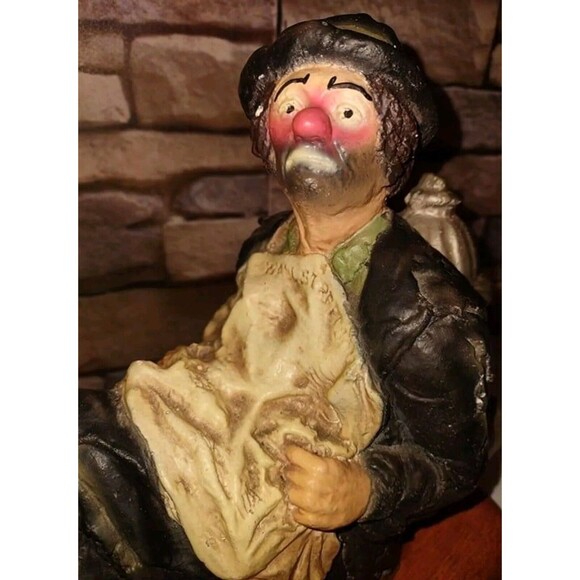 Large Vintage Emmett Kelly Sad Hobo Clown Chalkware Statue Heavy Signed "LEZA" - Picture 2 of 8